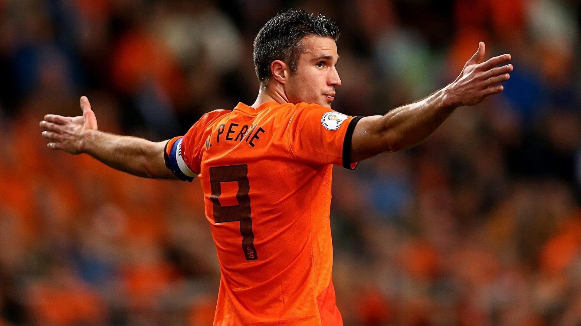 范尼谈未来,现在需要耐心等待,俱乐部内部很清楚我的立场和看法