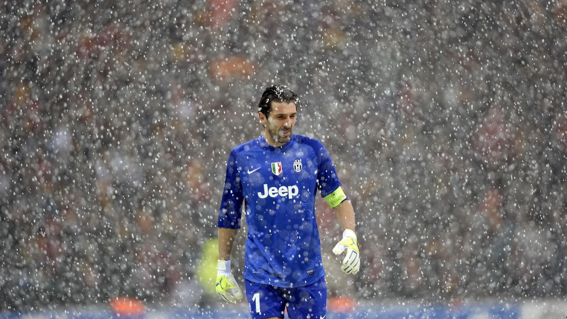 国际米兰爆冷不敌罗马痛失榜首 曼城力克切尔西挺进足总杯决赛