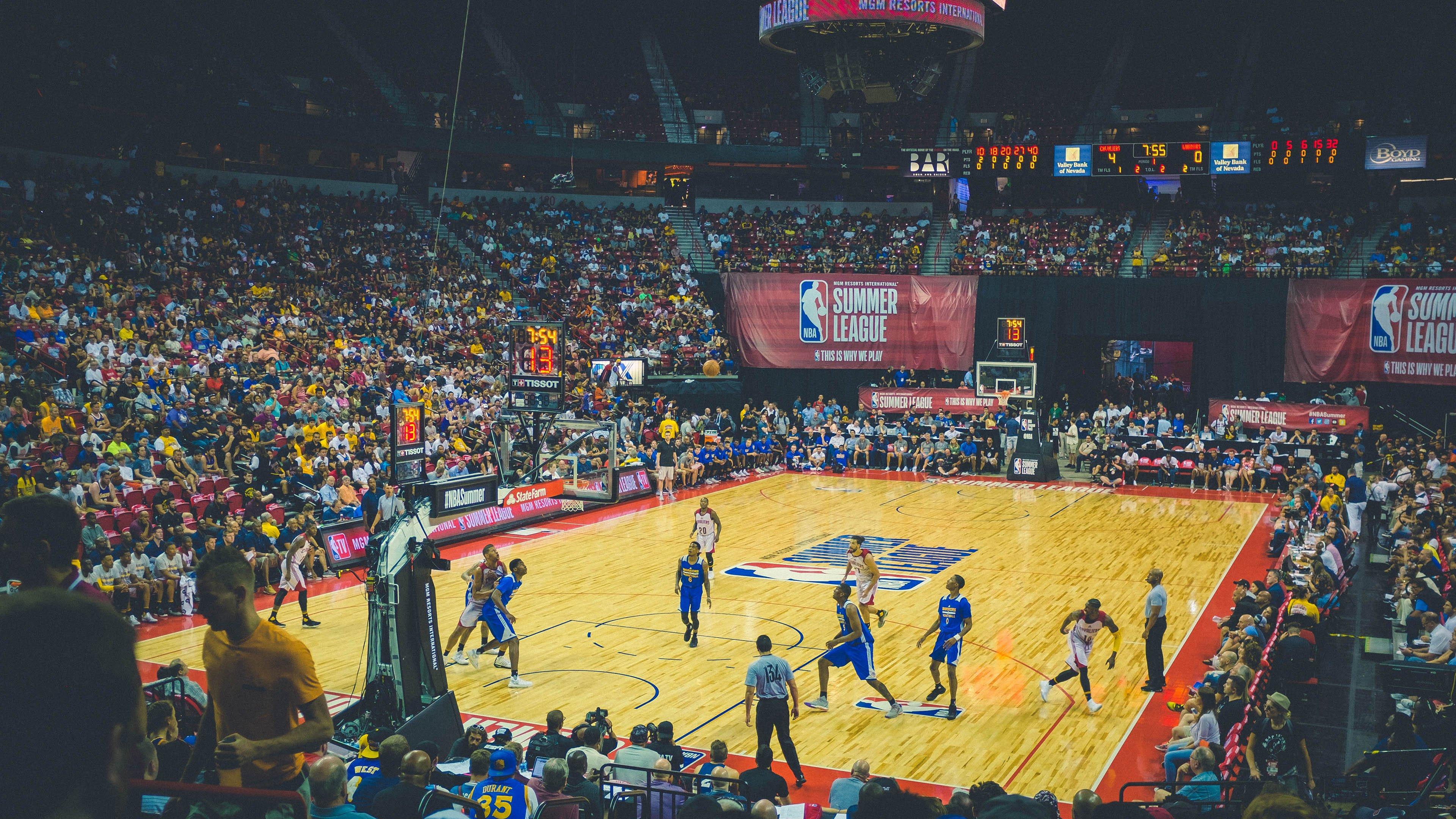 大苹果城双煞！阿努诺比与布里奇斯铸就联盟最强防守壁垒，关键时刻效率冠绝群雄