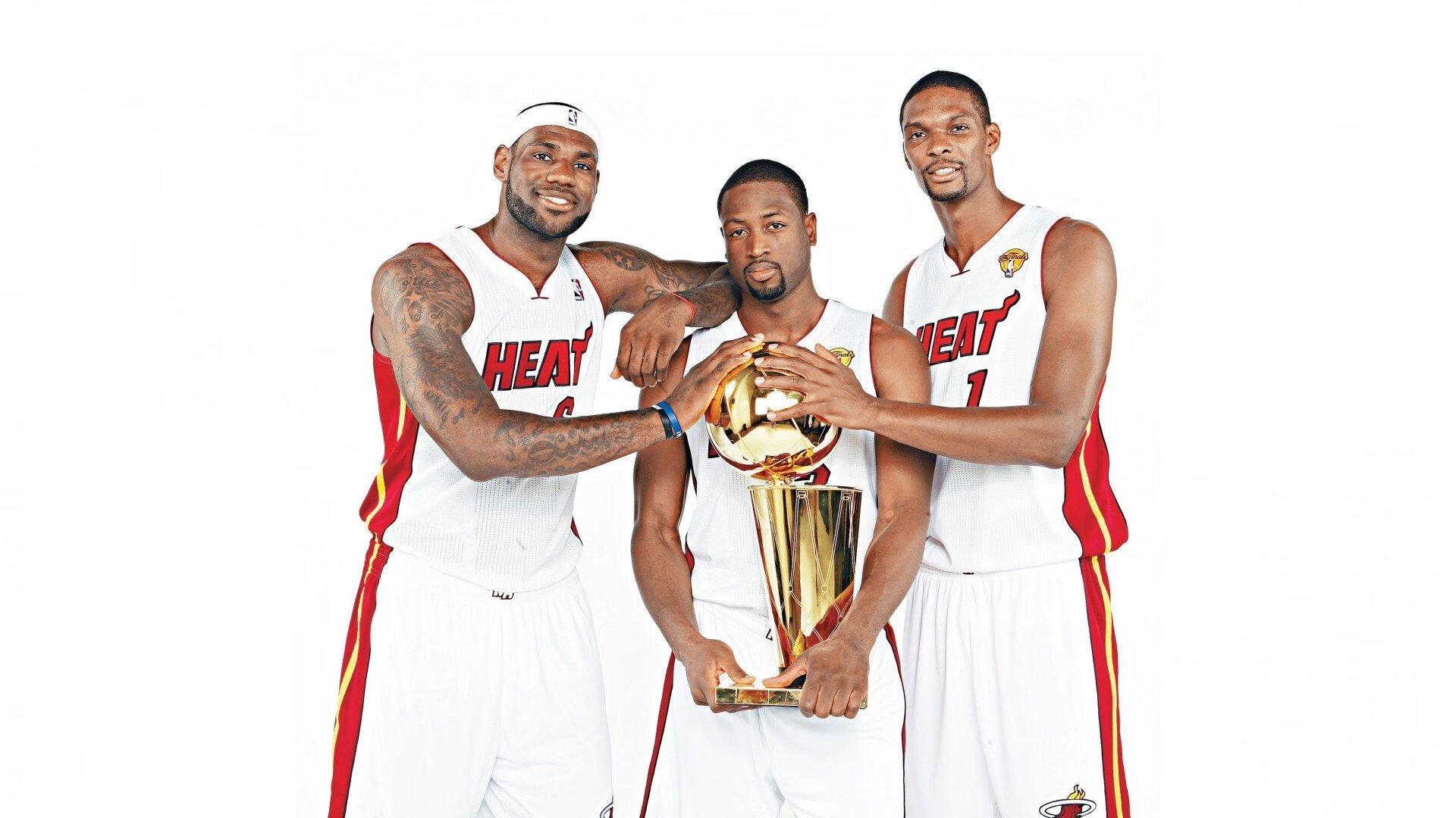 哈珀畅谈未来对决，与弗拉格的较量将点燃赛场，盛赞新生代球员竞争精神